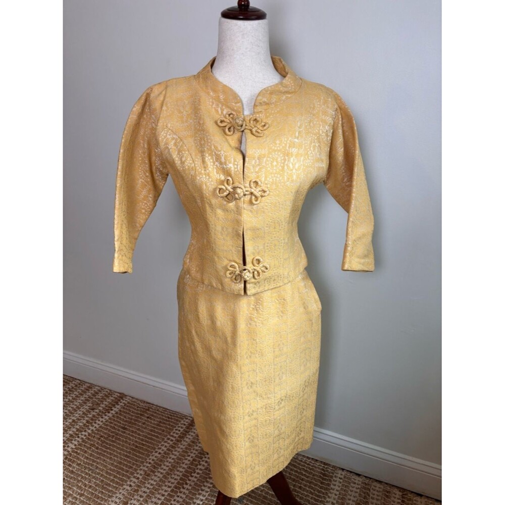 Vintage Judy Wayne Golden Color Skirt Set Oriental Style Jacket 4